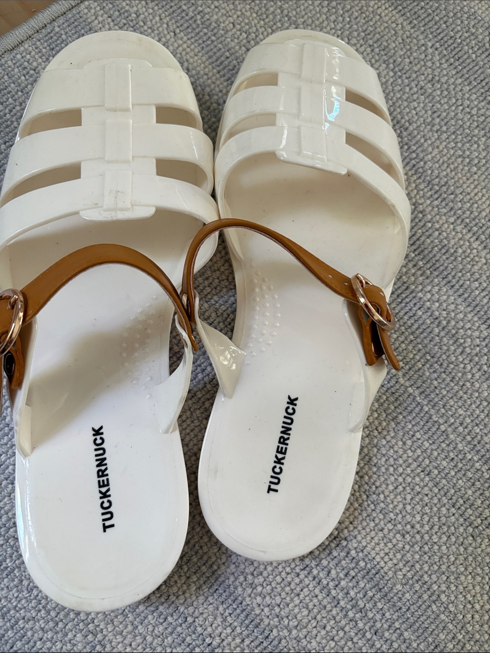 Tuckernuck White Riley Jelly Sandals with Tan Leather Straps Size 8/9